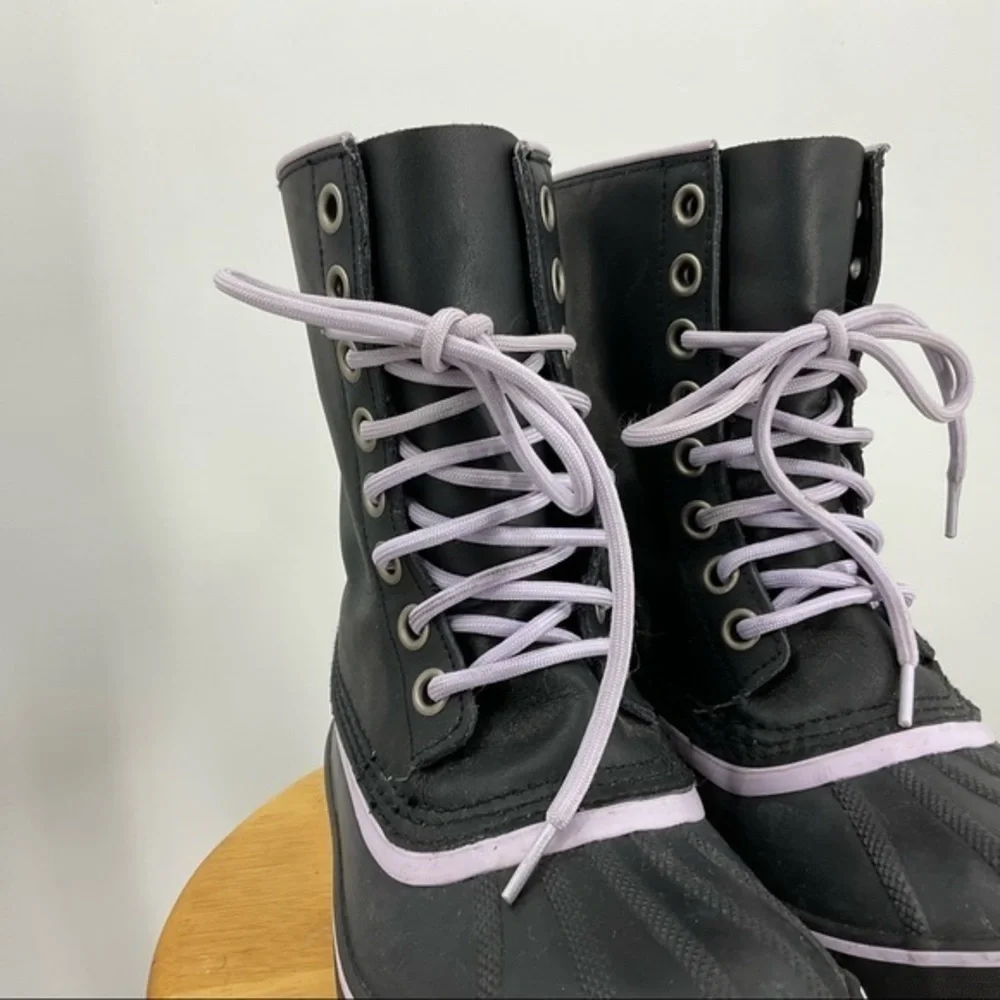 Sorel premium handcrafted natural rubber waterproof boot 7